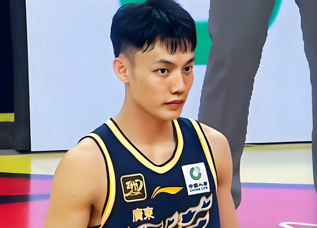 开云电竞网页登录-徐杰要请吃饭！杜润旺展现兄弟情深