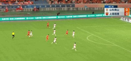 1722692024648072564.gif 克雷桑点球取消.gif